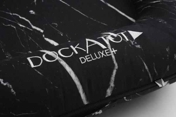Матрац-кокон для новонародженого DockaTot DELUXE+ (0-8M) Black Marble